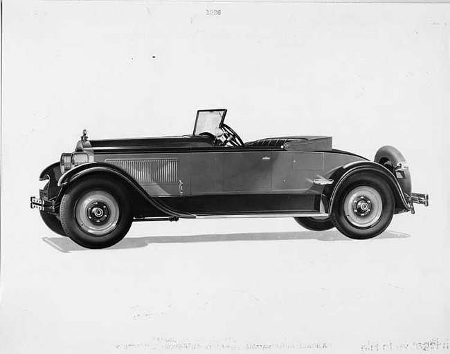 1927 Packard two-toned runabout, seven-eights left front view, top lowered