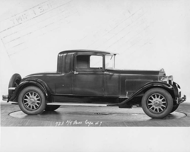 1930 Packard coupe, nine-tenths right side view