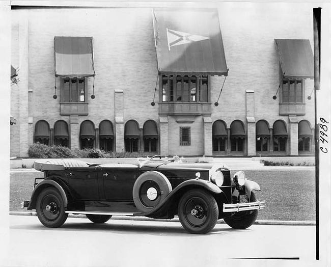1930 Packard phaeton parked in front of Grosse Pointe Yacht Club