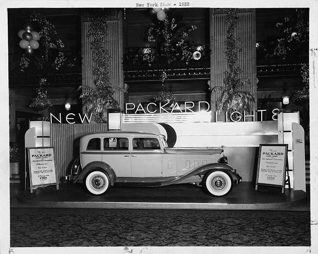 1932 Packard sedan on display at the 32nd Annual National Automobile Show