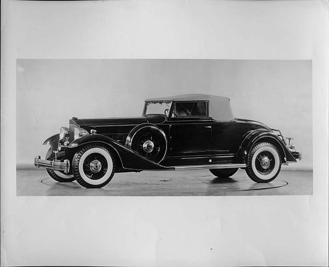 1933 Packard coupe-roadster, nine-tenths left side view, top raised