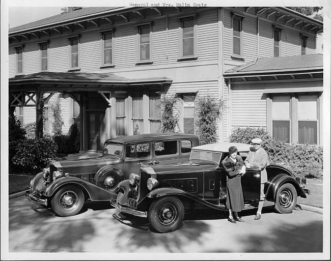 1934 Packards parked in driveway of California home