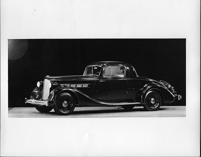 1935 Packard coupe, seven-eights left side view