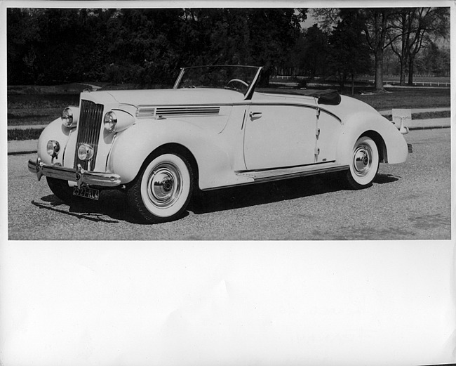 1940 Packard convertible, three-quarter left front view, top folded