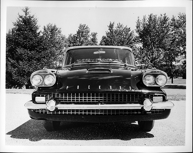 1958 Packard 4-door sedan, front view