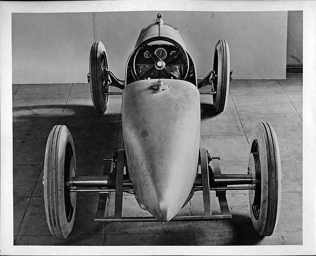 1923 Packard race car, view from rear