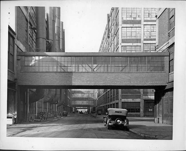 Packard Avenue, 1930
