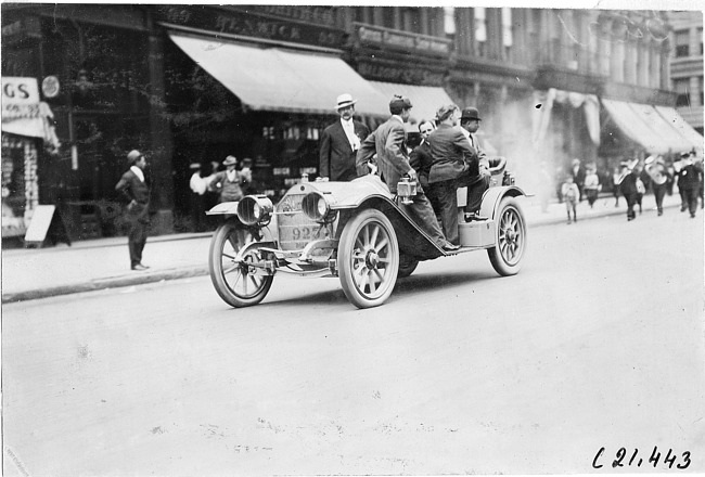 Simplex car in the 1909 Glidden Tour automobile parade, Detroit, Mich.