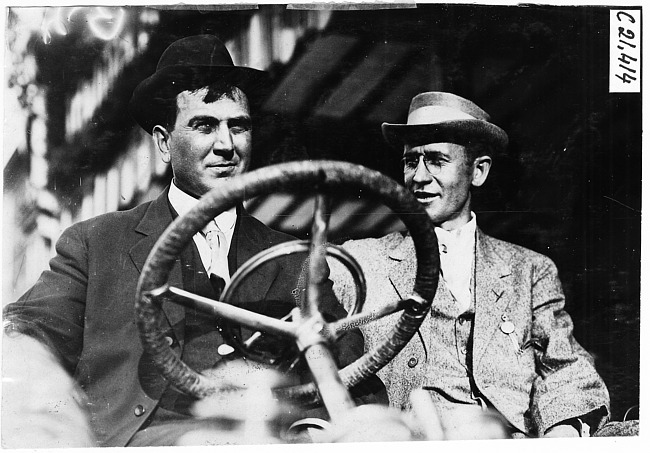 Participating car in 1909 Glidden Tour automobile parade, Detroit, Mich.