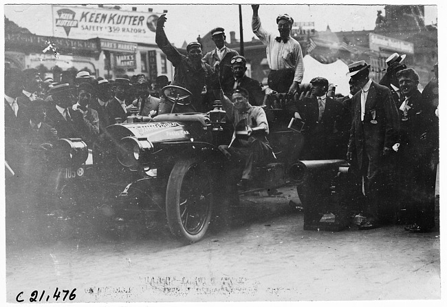 Studebaker press car ready for the 1909 Glidden Tour, Detroit, Mich.