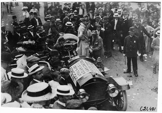 Acme car ready to go, 1909 Glidden Tour, Detroit, Mich.