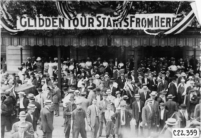 Glidden Tour Starts From Here,' 1909 Glidden Tour, Detroit, Mich.
