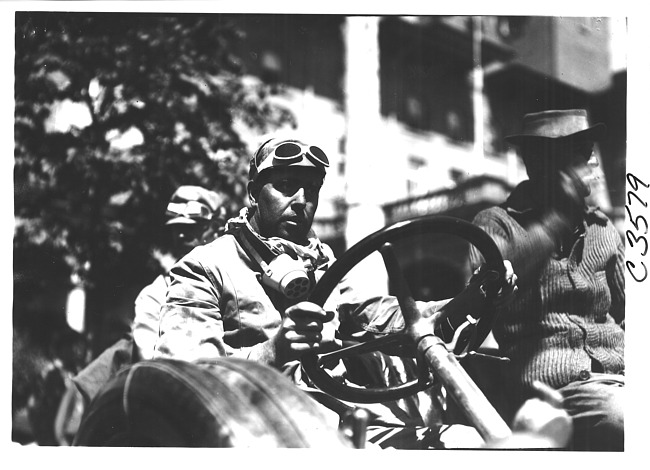 Car driver at the 1909 Glidden Tour, Detroit, Mich.