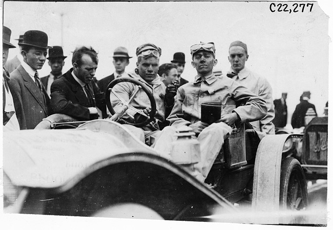 Frank Steinman in Hupmobile car arrive in Chicago, Ill., 1909 Glidden Tour