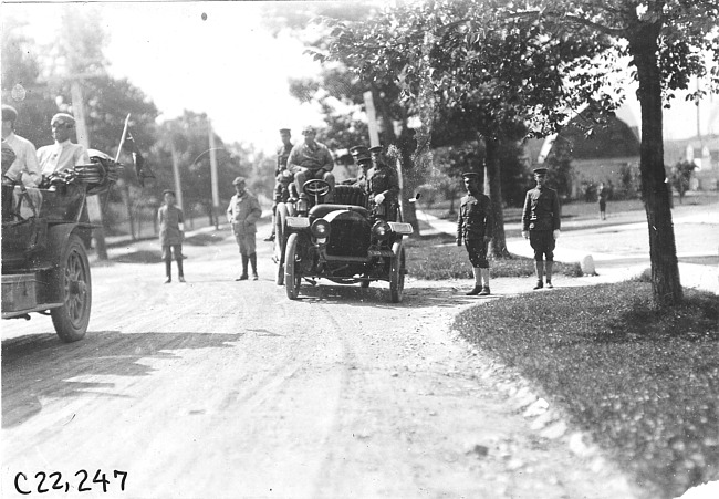 Studebaker at Fort Sheridan, Ill., at the 1909 Glidden Tour