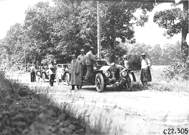 Premier team near Zion City, Ill., at the 1909 Glidden Tour
