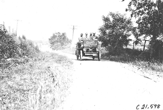 Rapid motor car driving at the 1909 Glidden Tour