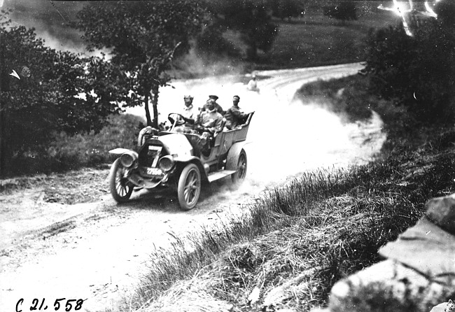 O.H. Bernhardt in Jewell car on the road to Elroy, Wis., 1909 Glidden Tour