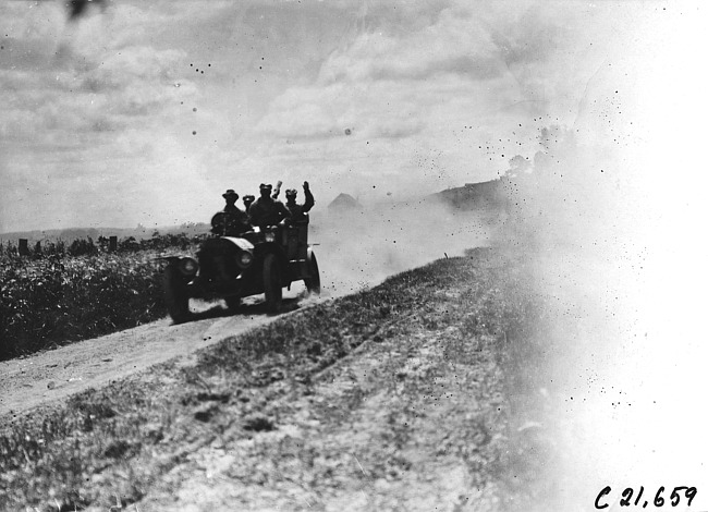 Premier car in Pleasant Valley, Minn., 1909 Glidden Tour