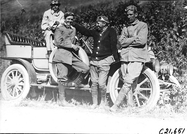 Chalmers-Detroit car, 1909 Glidden Tour
