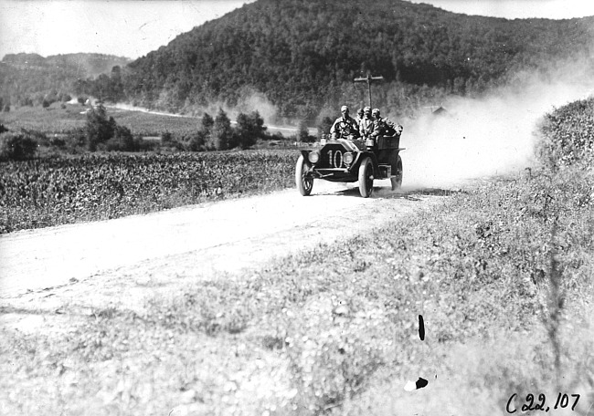 Glide car at the 1909 Glidden Tour