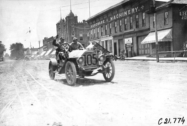 Chalmers car in Zumbrota, Minn., at the 1909 Glidden Tour