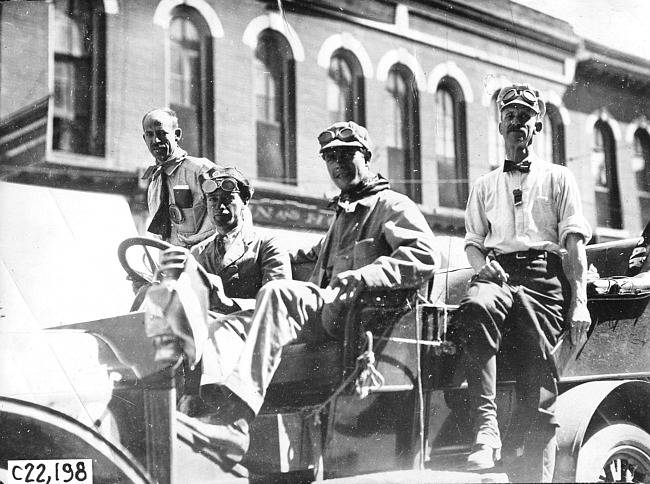 Studebaker car in Minneapolis, Minn., at the 1909 Glidden Tour