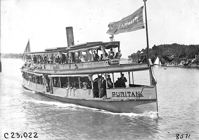Puritan excursion boat filled with passengers on Lake Minnetonka, at 1909 Glidden Tour
