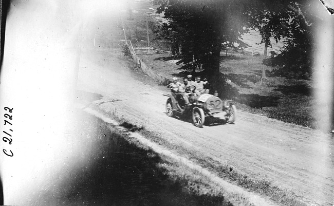 Gene Bemb in Chalmers car nearing Mankato, Minn., at 1909 Glidden Tour