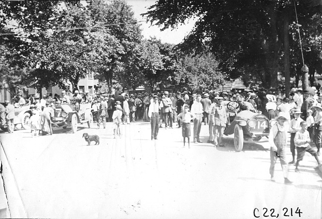 Glidden tourists in Mankato, Minn., 1909 Glidden Tour
