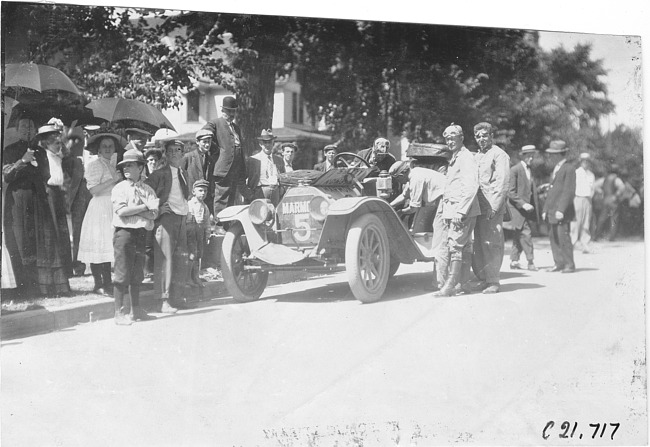 Marmon car in Mankato, Minn., at 1909 Glidden Tour