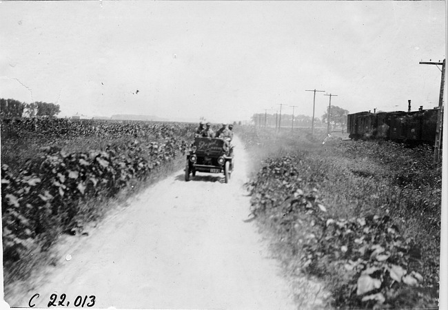 Rapid Motor truck near Duncan, Neb., at the 1909 Glidden Tour