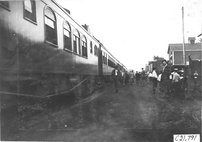 Pullman train car in Kearney, Neb., at 1909 Glidden Tour