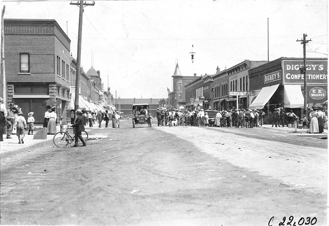 Glidden participants in North Platte, Neb., at the 1909 Glidden Tour