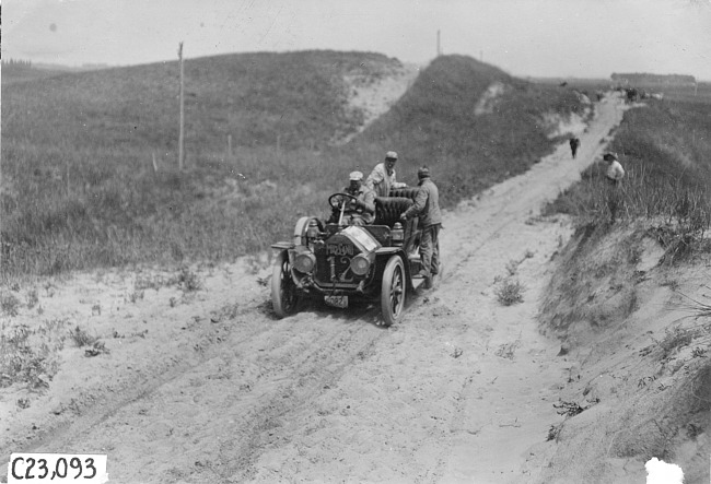 Midland car coming out of sand near Sutherland, Neb., at the 1909 Glidden Tour