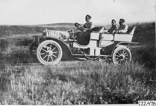 Press car crossing the Colorado prairie, at the 1909 Glidden Tour