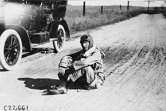 Studebaker driver Dan McIntosh resting in Colorado, at the 1909 Glidden Tour