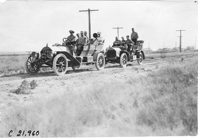 Chairman Frank B. Hower and Glidden in car #99 at 1909 Glidden Tour