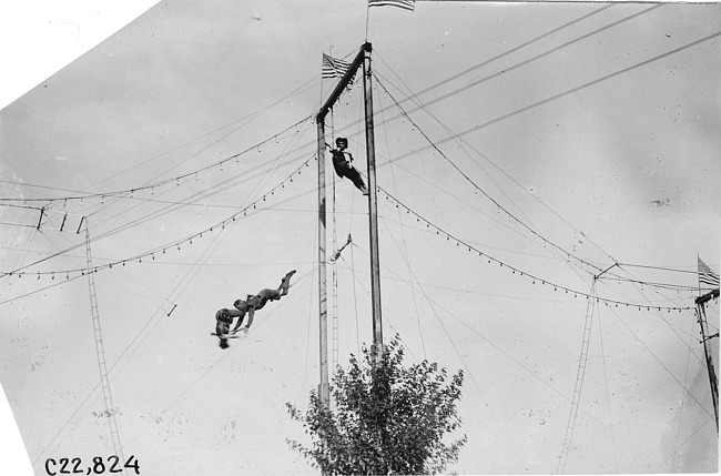 High wire act performed at Lakeside Park, Denver, Colo., at 1909 Glidden Tour