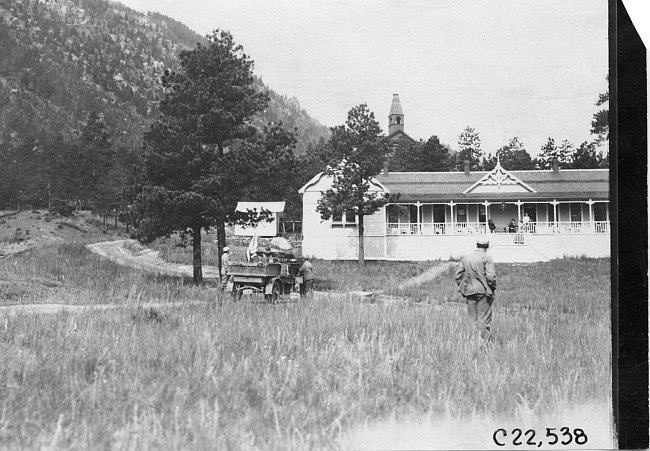 Motel in the Colorado mountains, at 1909 Glidden Tour