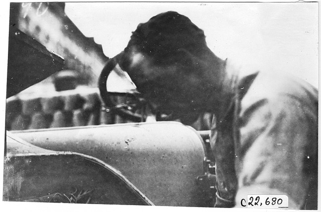 Walter Winchester of the Pierce-Arrow car in Colorado Springs, Colo., at the 1909 Glidden Tour