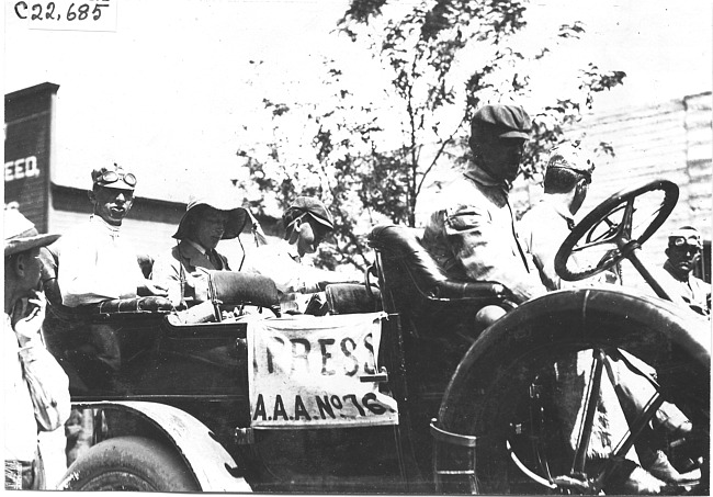 George Schuster and crew of Thomas car in Colorado Springs, Colo., at the 1909 Glidden Tour
