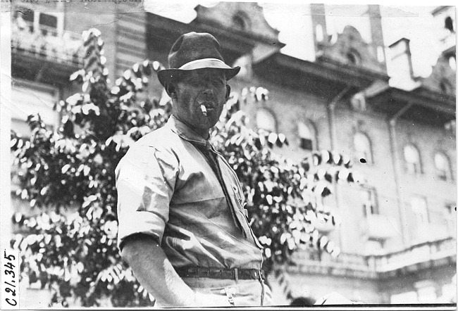 Walter Winchester in Colorado Springs, Colo., at the 1909 Glidden Tour