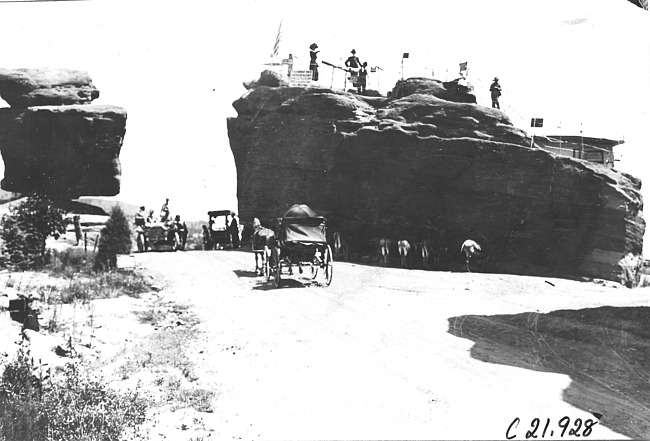 Glidden tourists at Balanced Rock in the Garden of the Gods, Colo., at the 1909 Glidden Tour