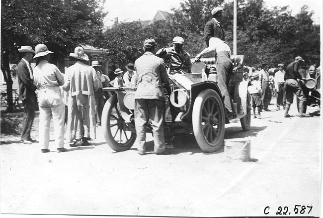 Midland car #12 in Hugo, Colo., at the 1909 Glidden Tour