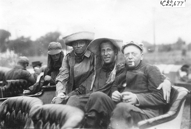 Steinhower, Seymour and McCormick in Hugo, Colo., at the 1909 Glidden Tour