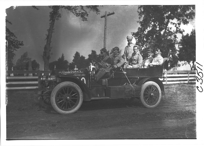 Harry McIntosh in Studebaker press car, at 1909 Glidden Tour