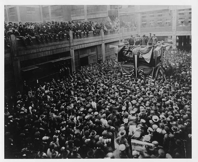 Liberty Loan rally at Dodge Brothers during World War I