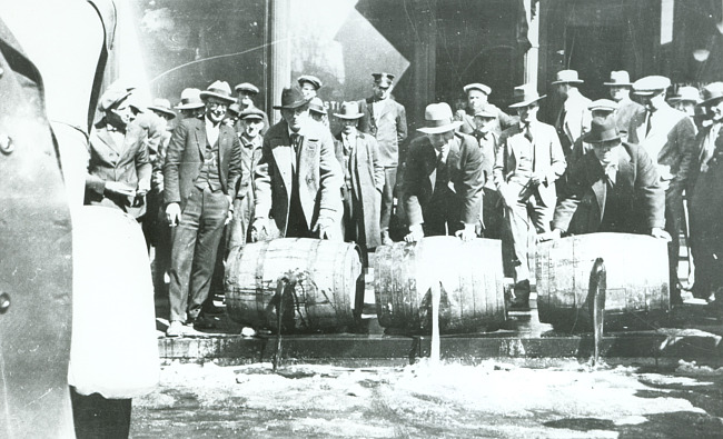 Prohibition raid on East Ludington Street hill